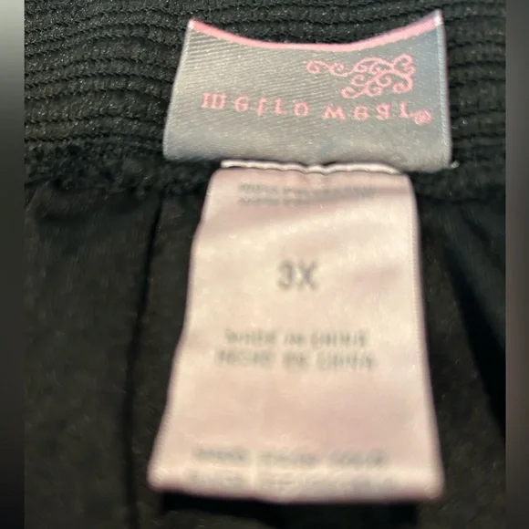 NWT Women’s Plus Size 3X Polka Dot Shear Lined Black Skirt - Picture 5 of 7